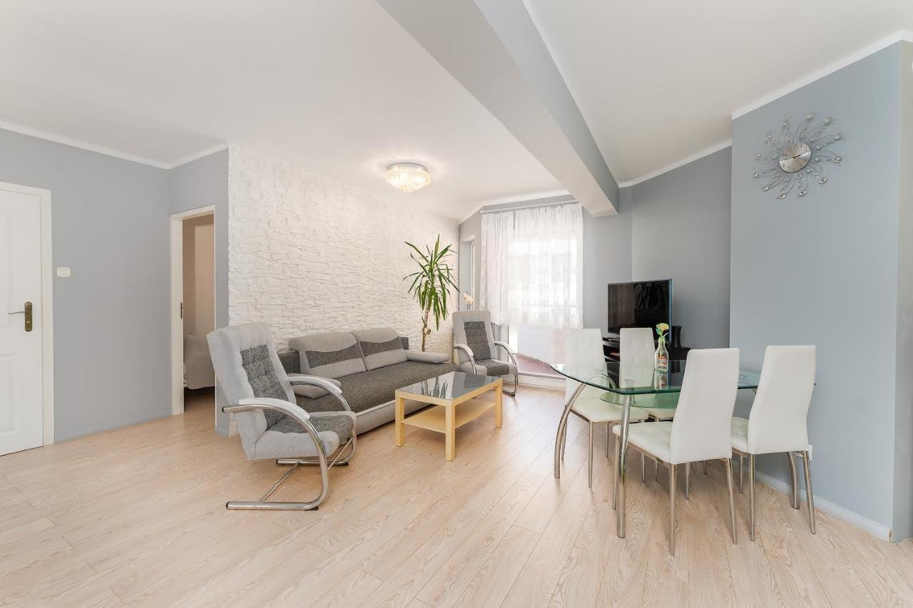 Port Kolobrzeg Cicha Street By Jantar Apartamenty Kołobrzeg Exterior foto